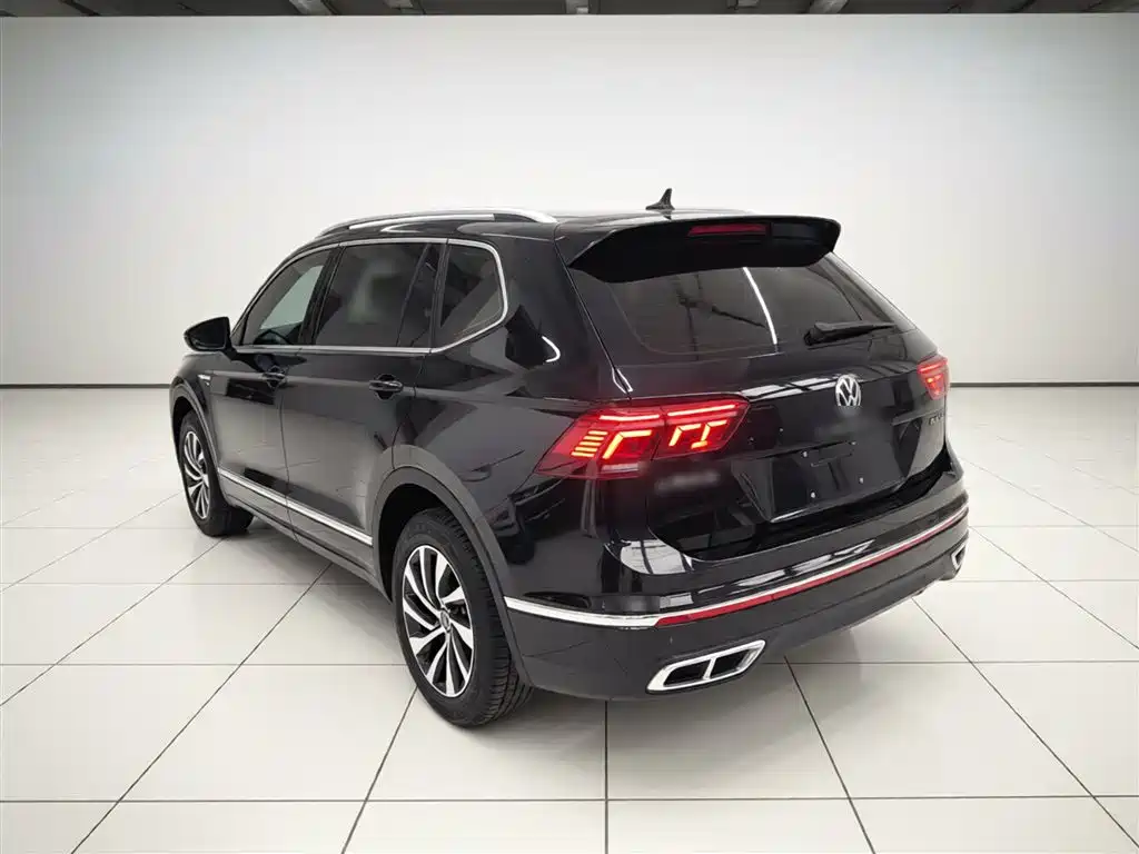 Volkswagen Tiguan L PHEV 2022 430PHEV Plug-in Hybrid Premium фото 23