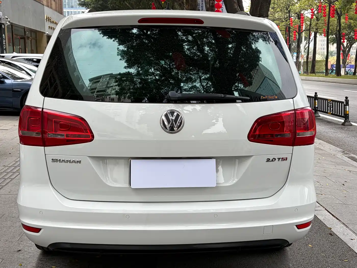 Volkswagen Sharan 2014 2.0TSI Standard фото 12
