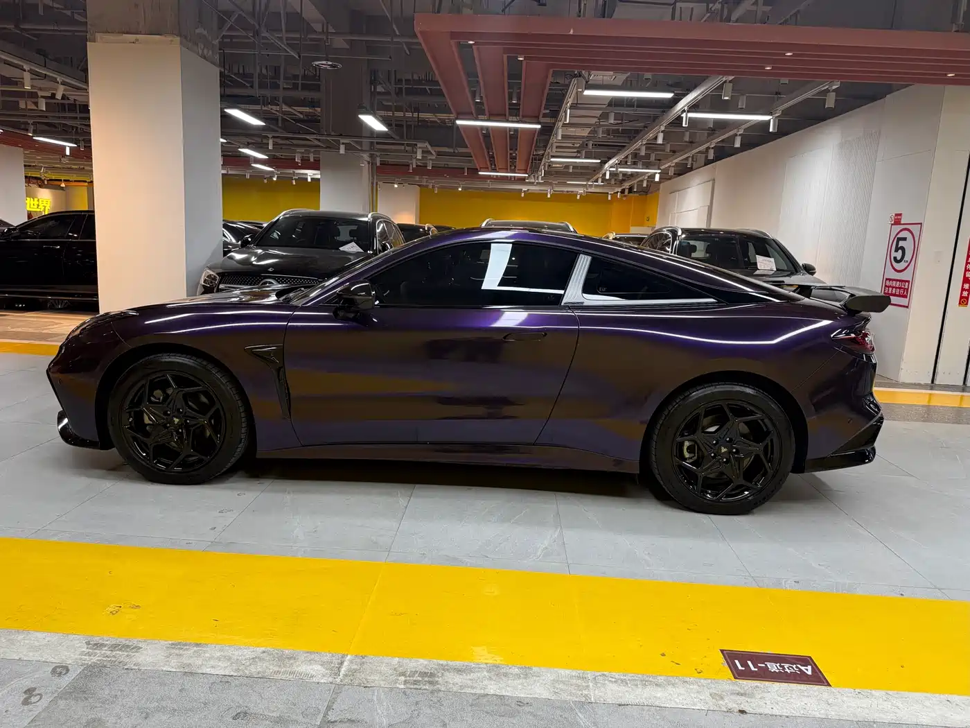 Nezha Auto Nezha GT 2023 Model 560 фото 14