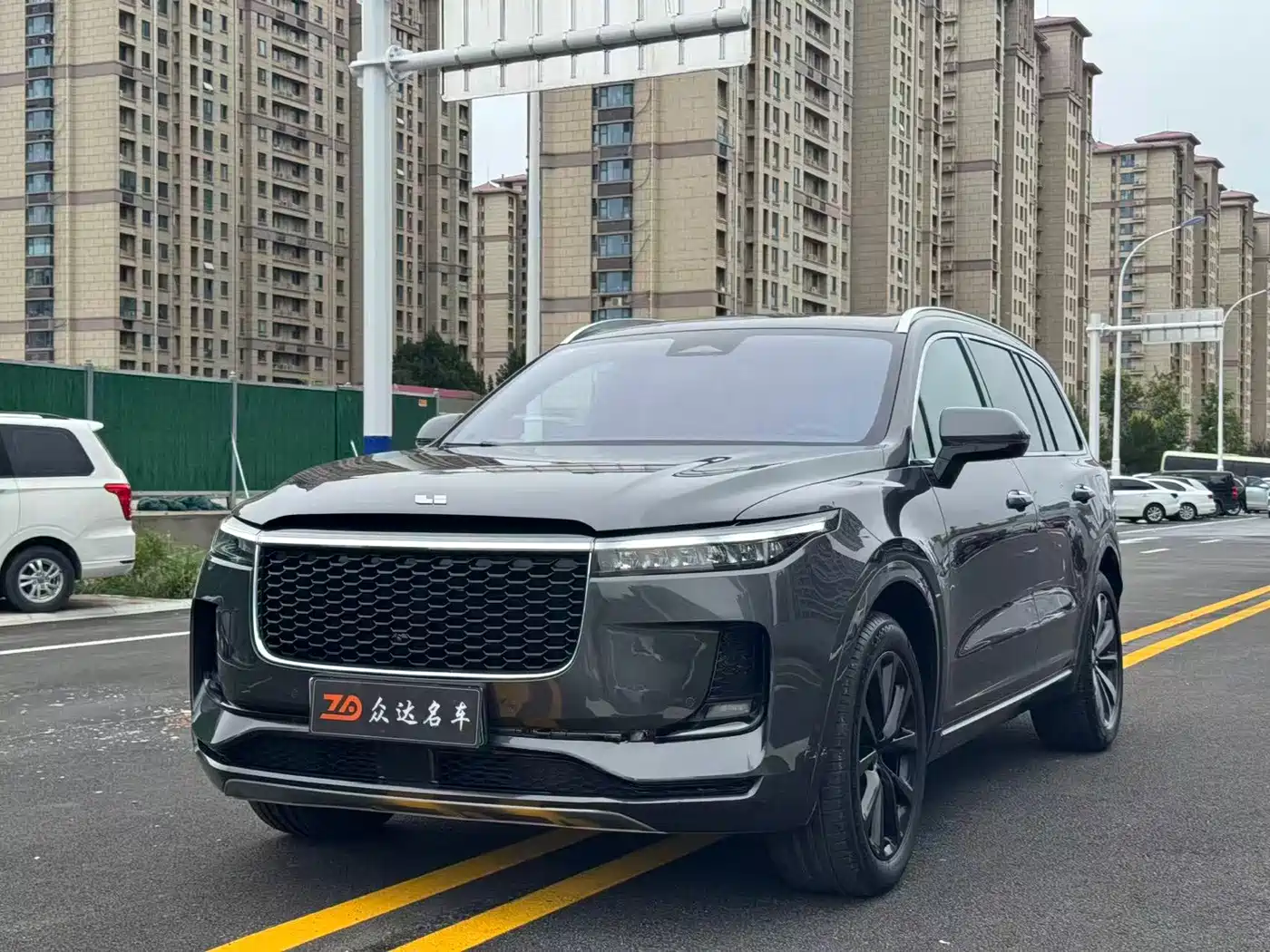 Li Auto Li ONE 2021 Extended Range 6-Seater