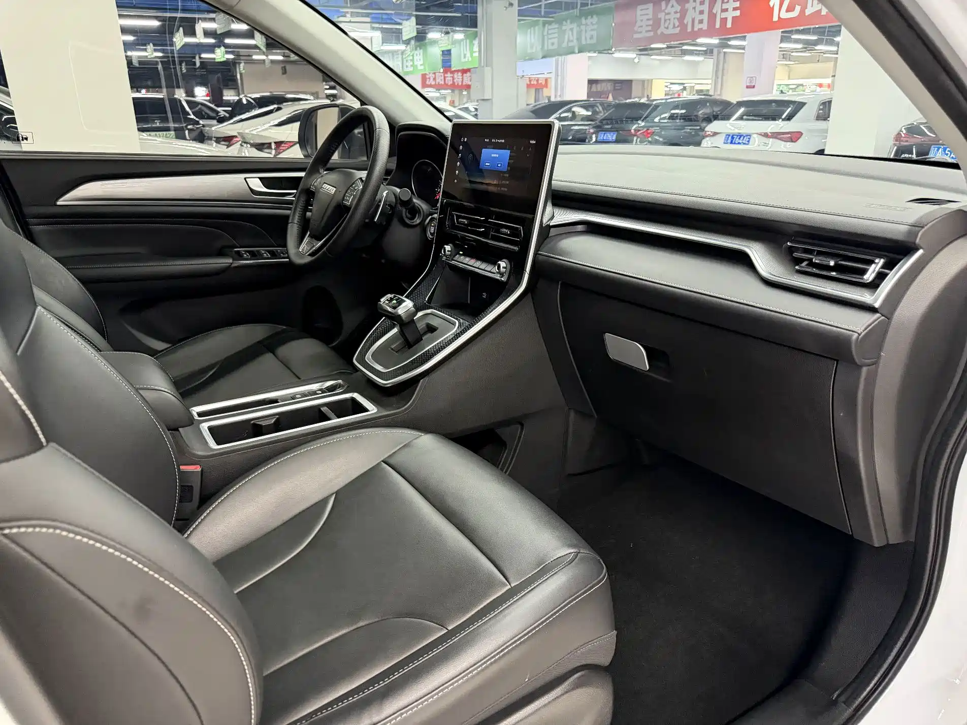 Фото 9 - Haval M6
