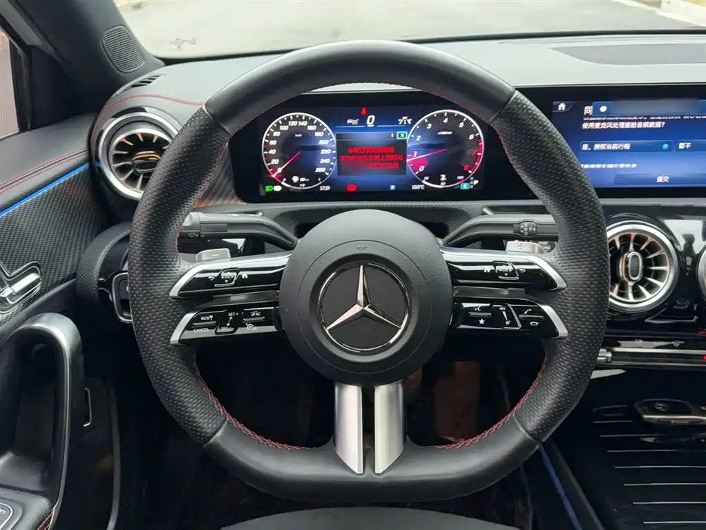 Mercedes-Benz A-Class 2023 A 200 L Fashion фото 7