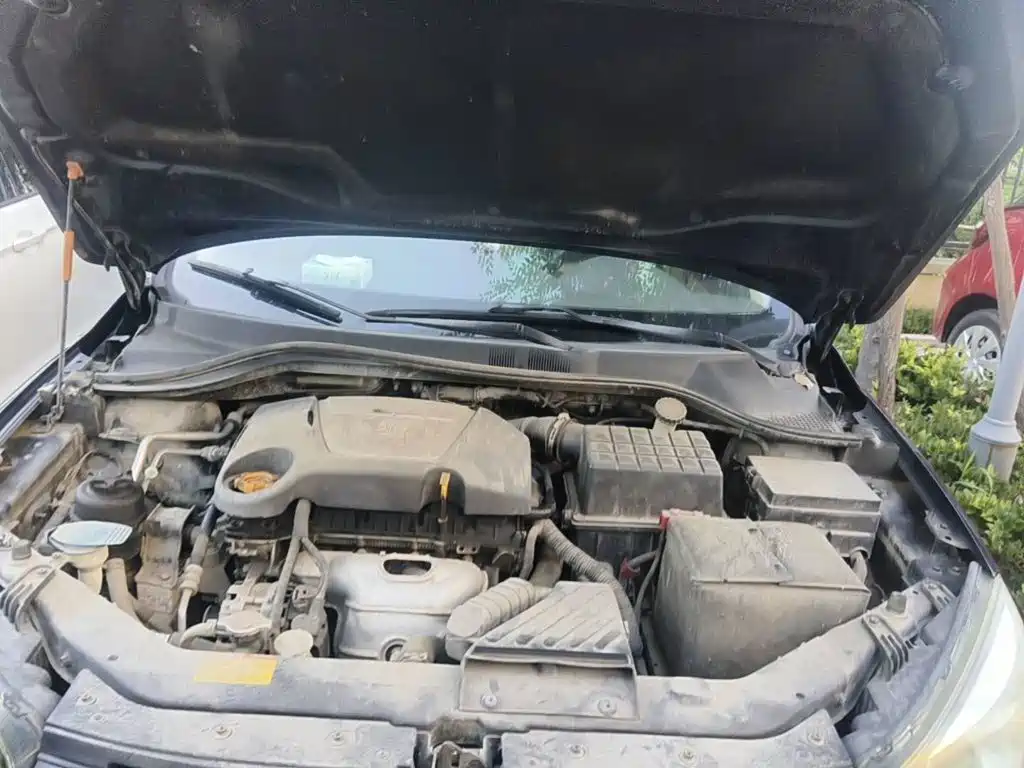 Roewe 350 2013 2013 350C 1.5L Manual Agile Edition
