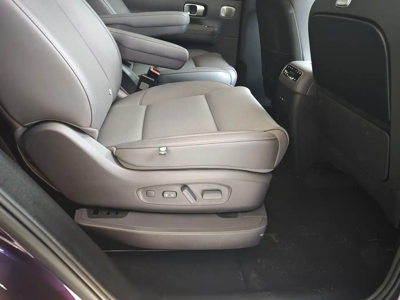Leapmotor C16 2025 2026 Model Year EREV 280 LiDAR Edition 6-Seater