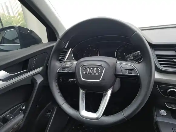 Audi Q5L 2020 40 TFSI Prestige Progressive фото 4