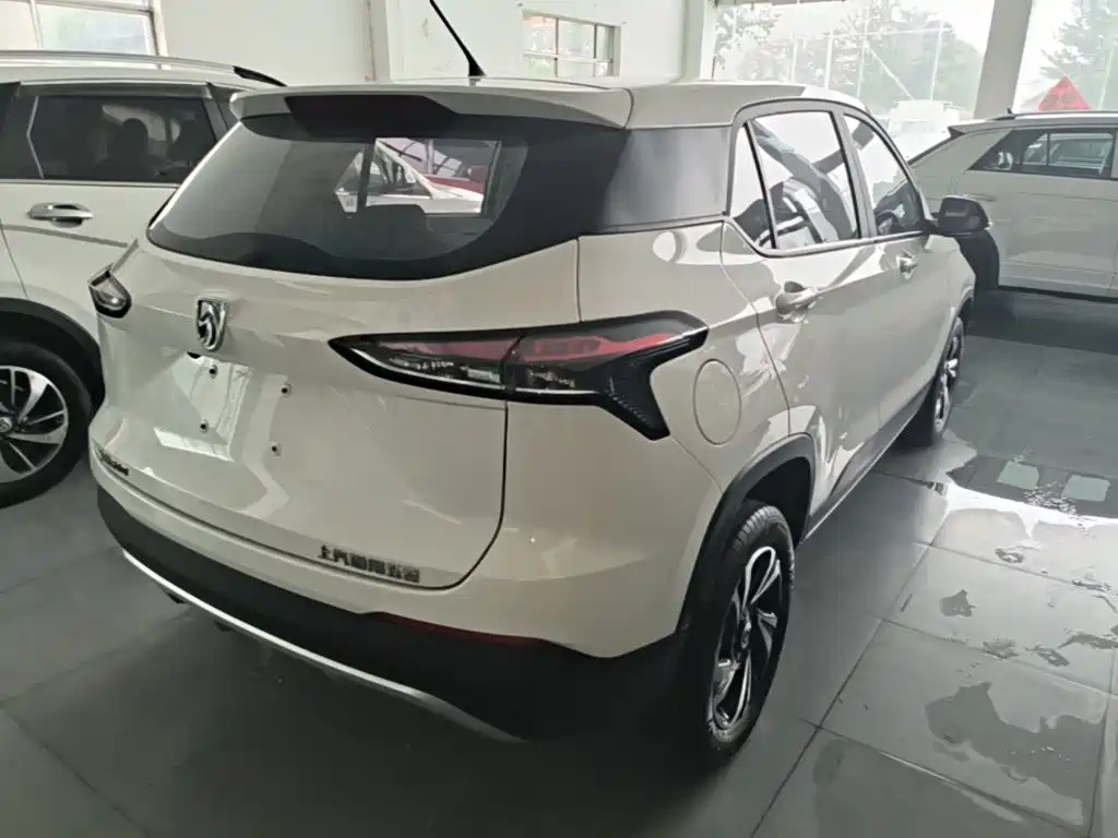 Baojun 510 2021 2021 1.5L Manual Dynamic Edition