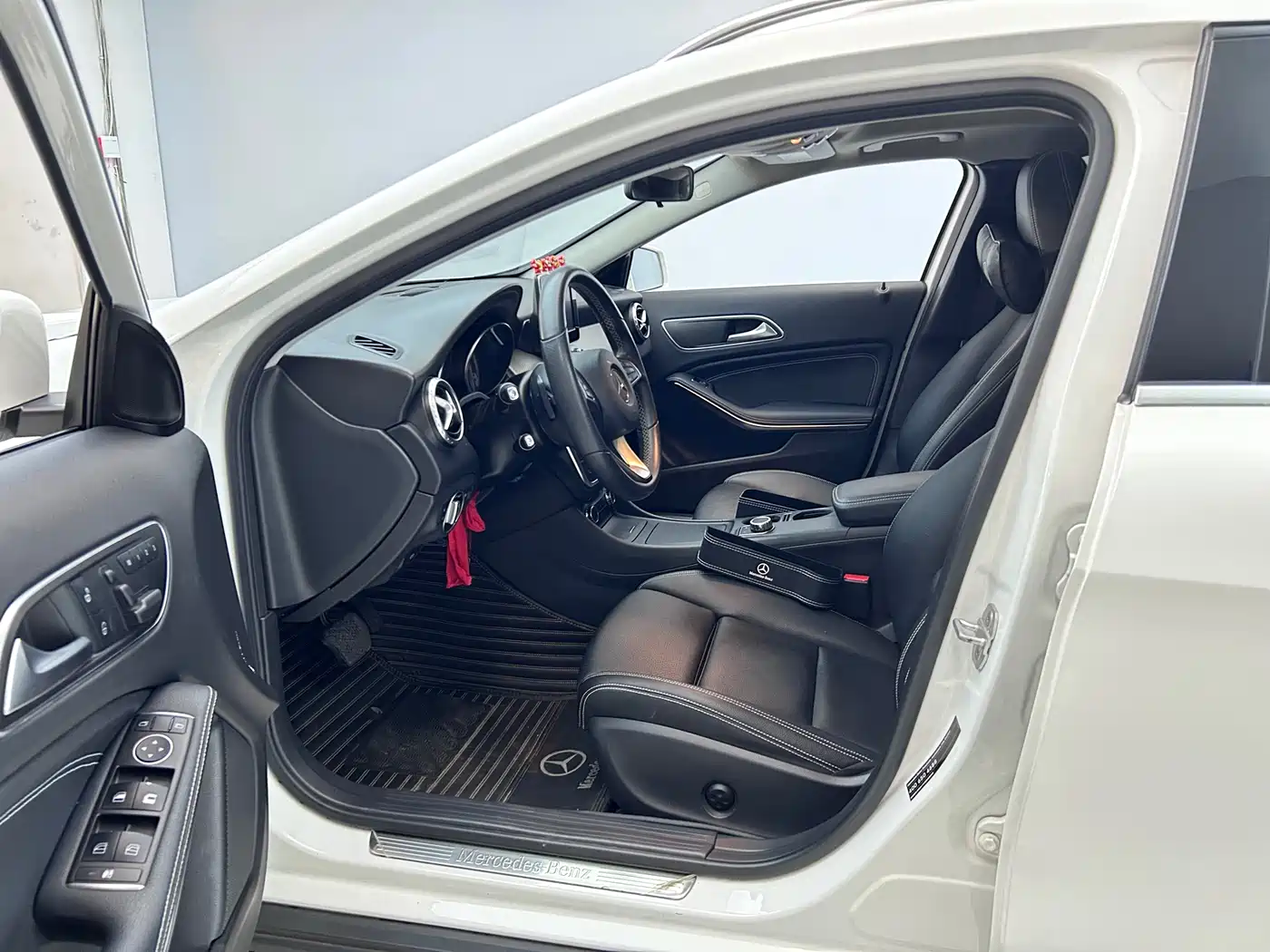 Mercedes-Benz GLA 2016 GLA 200 Dynamic фото 8