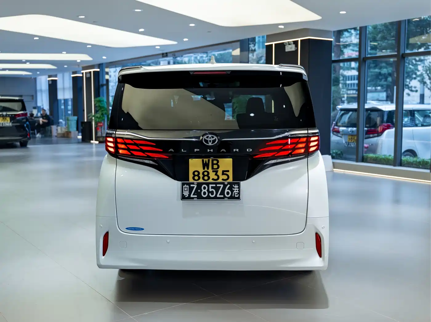 Toyota Alphard 2025 Hybrid 2.5L Prestige Gold Edition фото 7