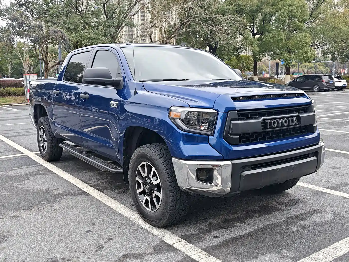 Toyota Tundra 2014 5.7L TRD Pro фото 3