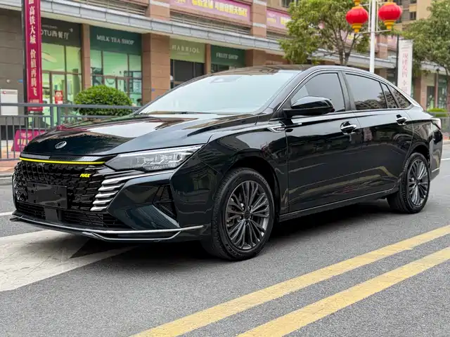 DONGFENG YI HYUN MAX