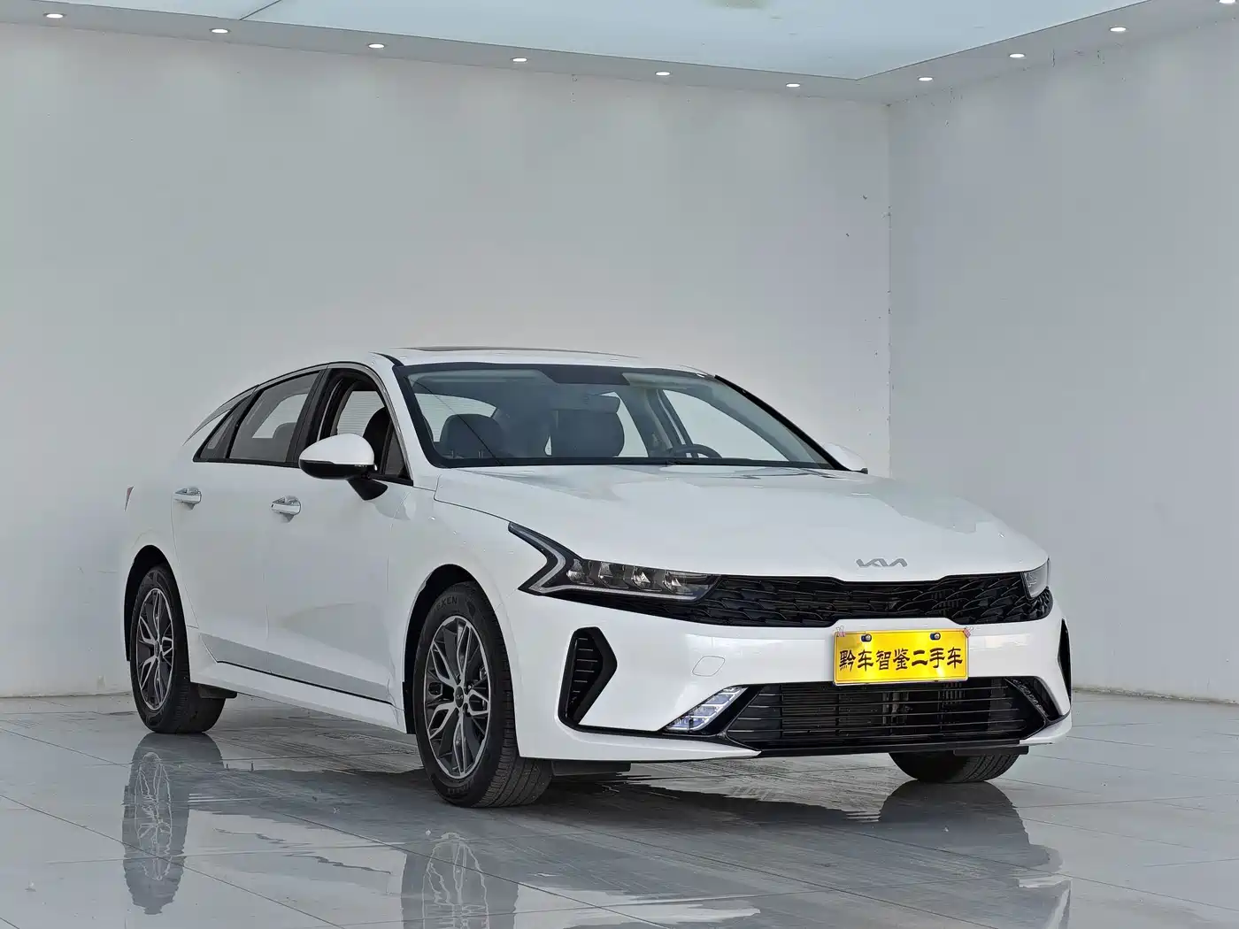 2025 Kia K5