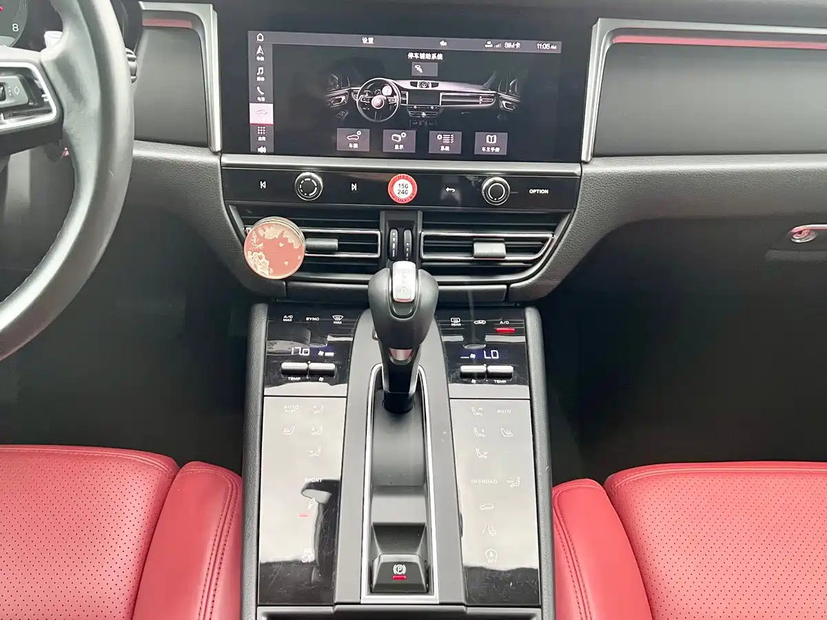 Porsche Macan 2022 Macan 2.0T фото 10