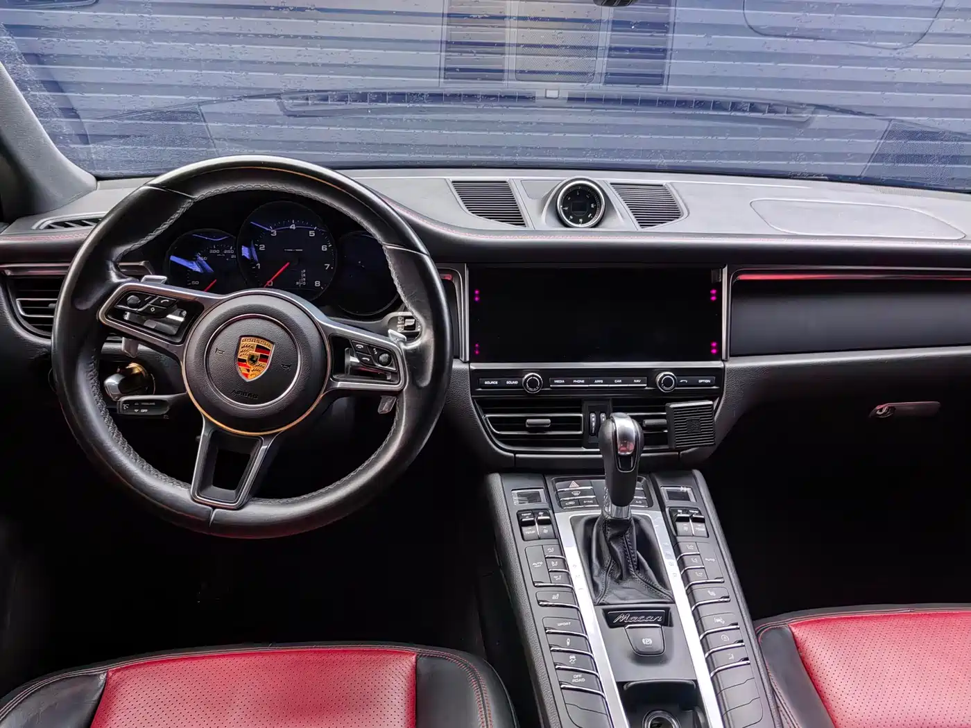 Porsche Macan 2021 Macan 2.0T фото 12