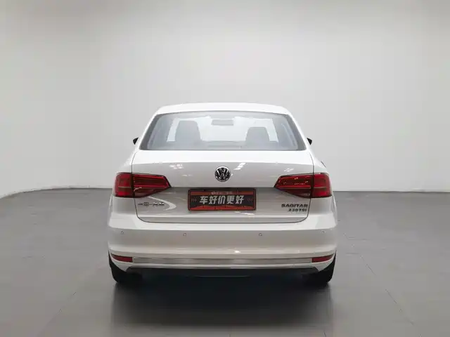 Volkswagen Sagitar 2017 1.6L Automatic Comfort — фото 4