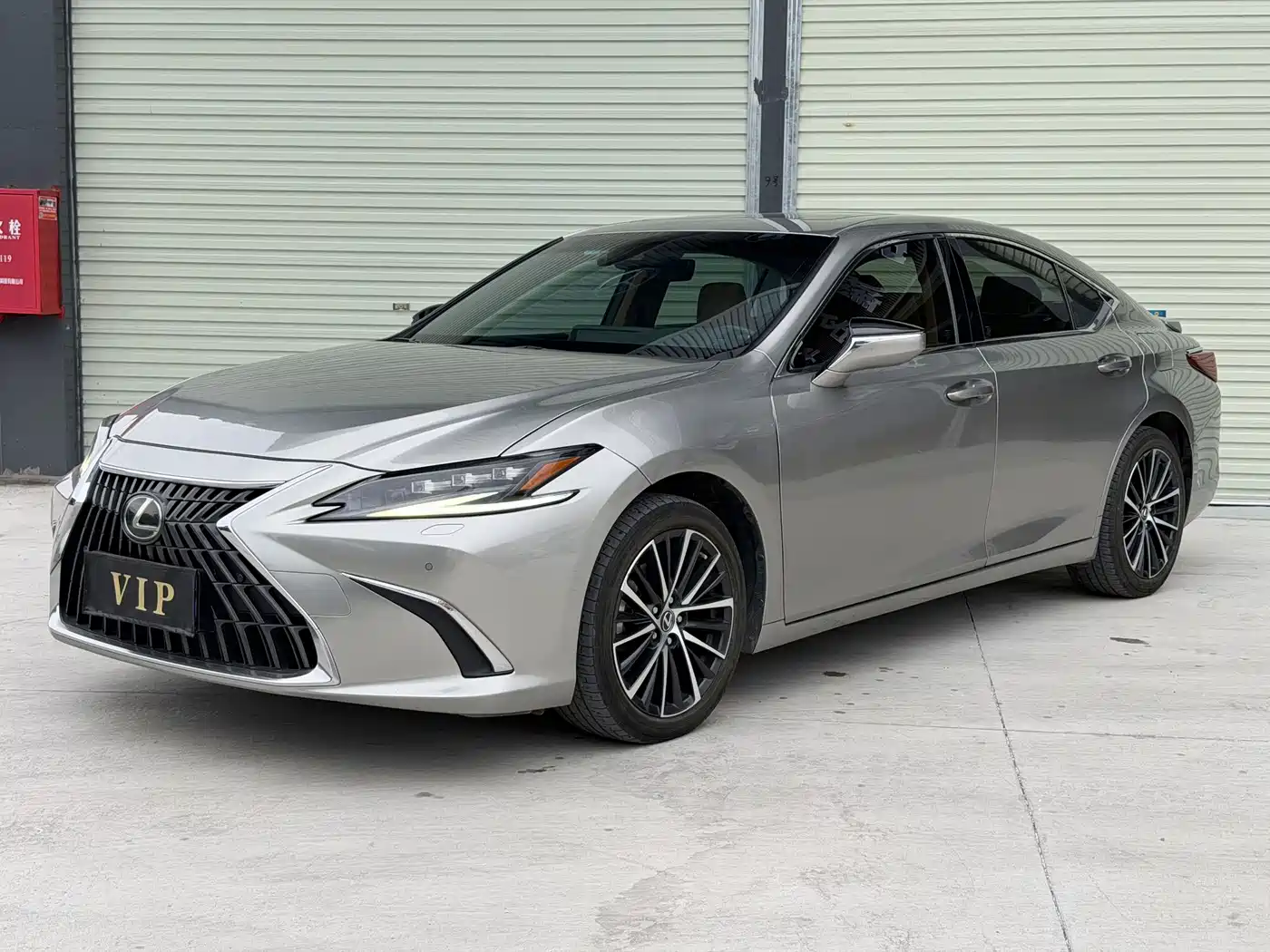 LEXUS ES 2023