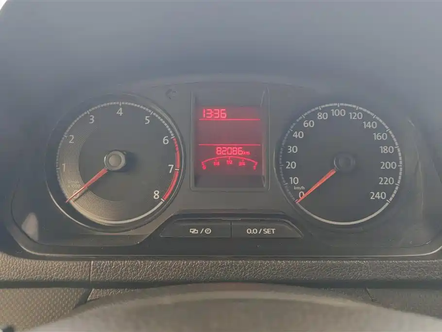 Volkswagen Jetta 2017 1.4L Manual Fashion фото 14