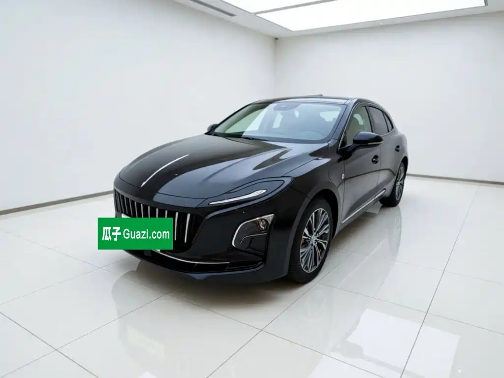 Hongqi E-QM5 2022
