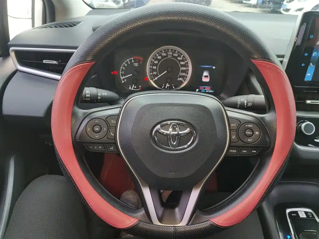 Toyota Corolla 2021 1.2T S-CVT Elite PLUS Edition фото 11