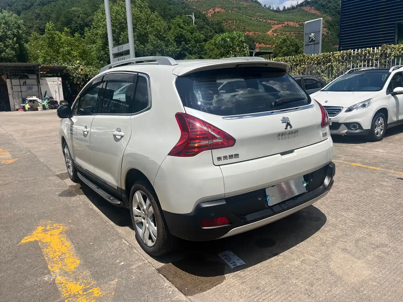Peugeot 3008 2013 2.0L Automatic Trend Edition фото 8