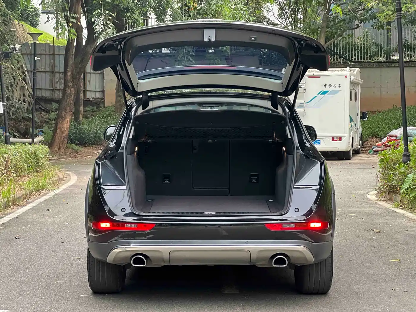 Audi Q5 2018 Collector's Edition 40 TFSI Technology фото 16