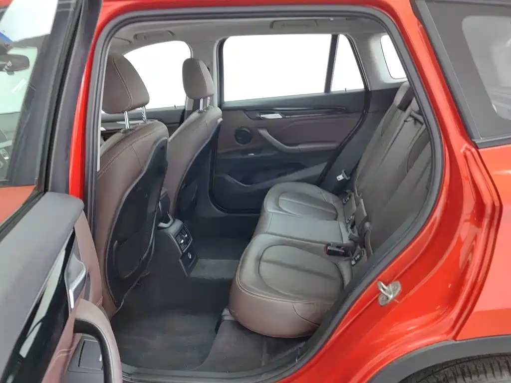 Фото 15 - BMW X1