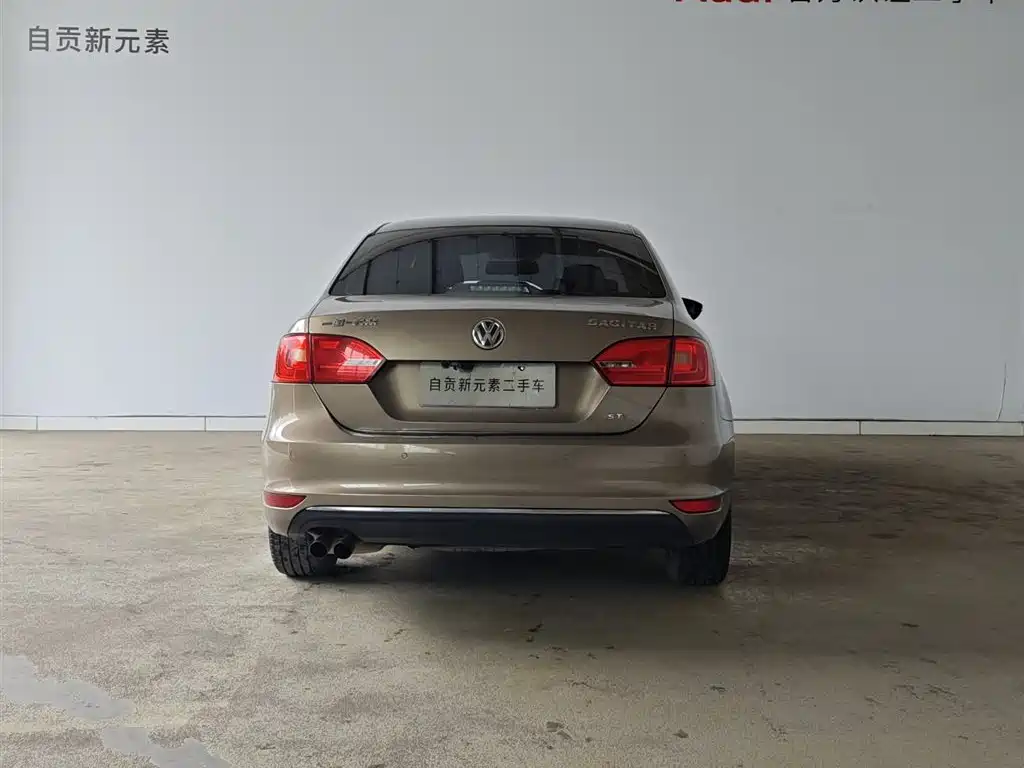 Volkswagen Sagitar 2014 1.4TSI Automatic Luxury фото 16