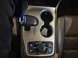 Фото 9 - Jeep Grand Cherokee (Import)
