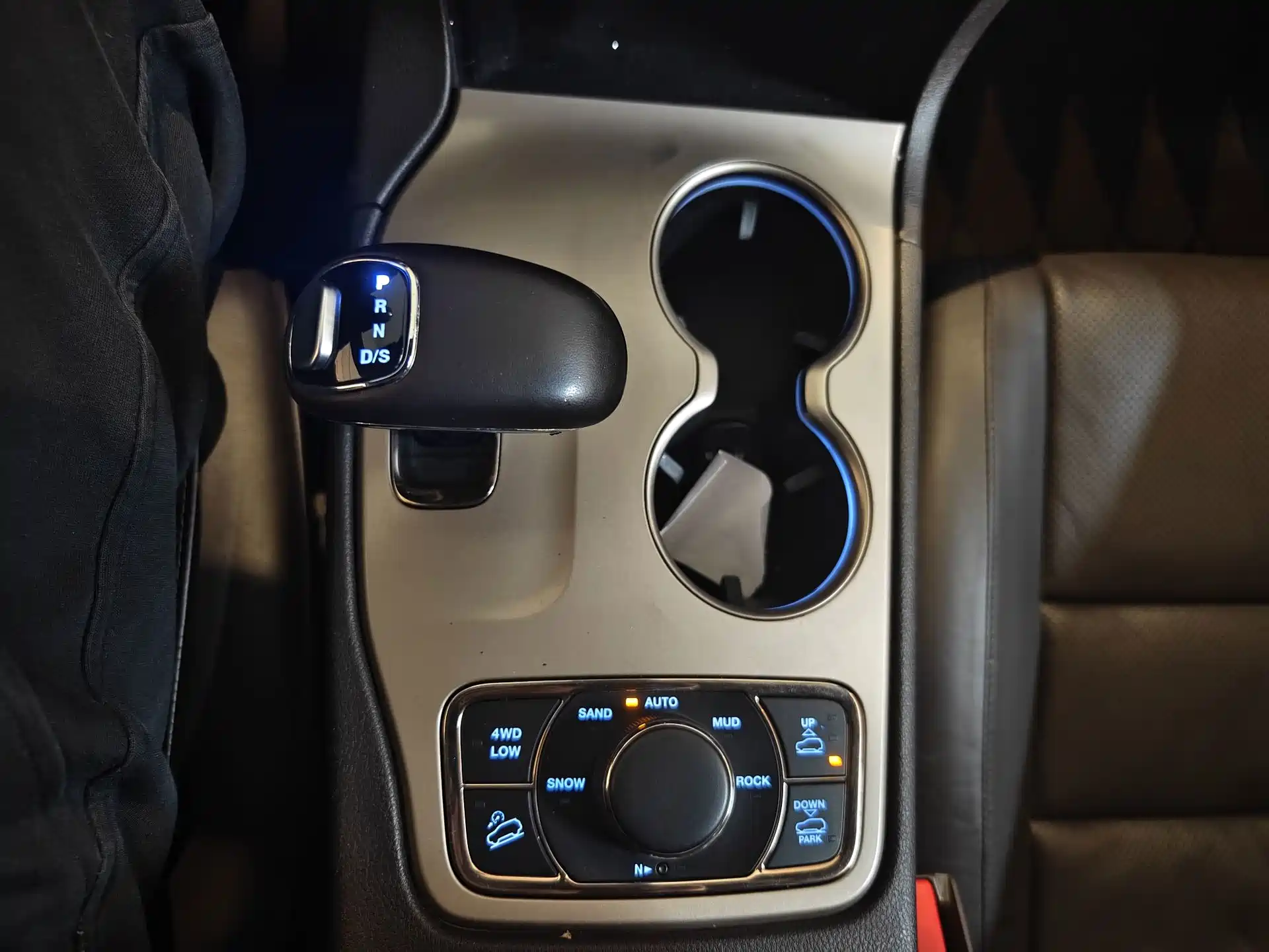 Фото 9 - Jeep Grand Cherokee (Import)