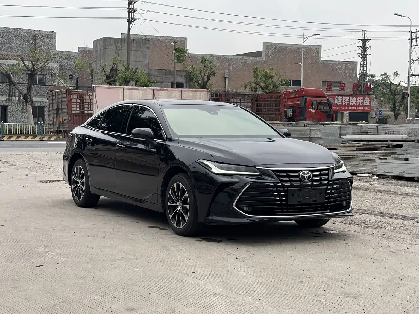 Toyota Avalon 2022 2.0L Luxury Edition фото 3