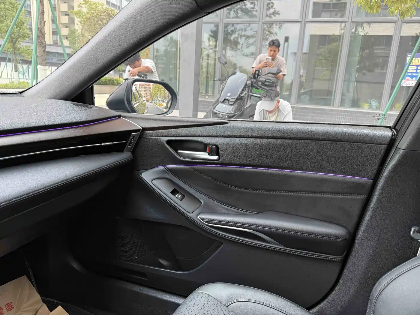 Toyota Avalon 2019 2.0L XLE Premium Edition (China VI) фото 11