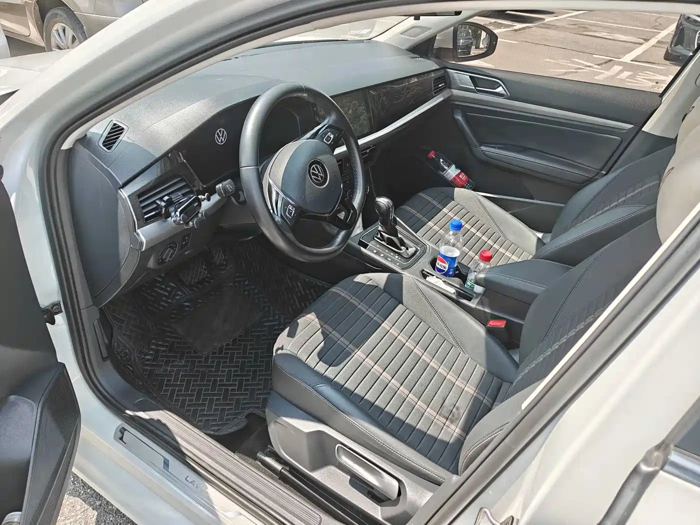 Volkswagen Lavida 2022 280TSI DSG Comfort Edition фото 3