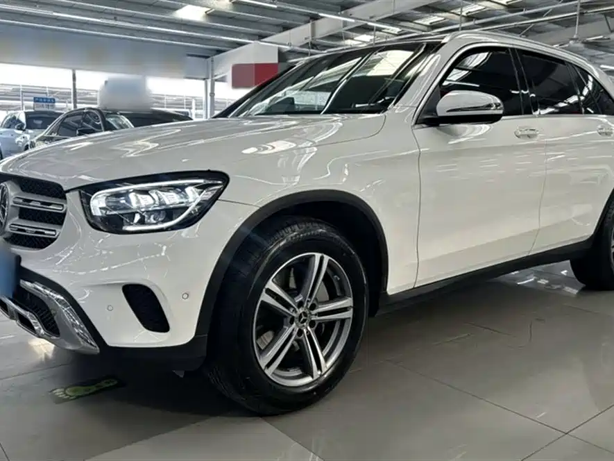 MERCEDES-BENZ GLC