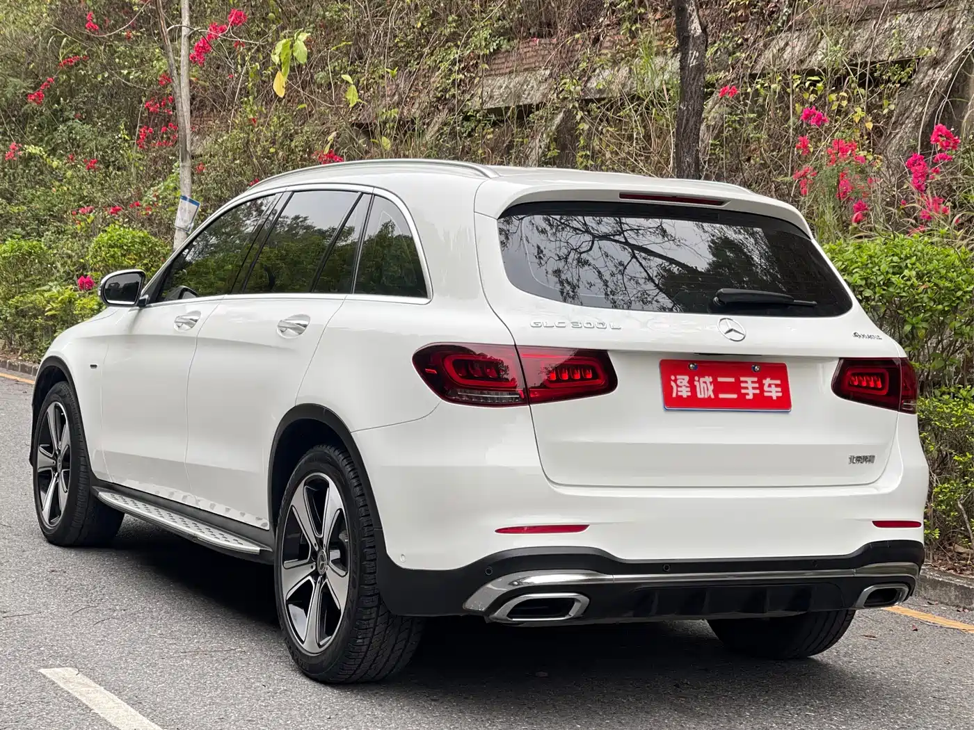 Mercedes-Benz GLC 2022 GLC 300 L 4MATIC Dynamic Collector's Edition фото 6