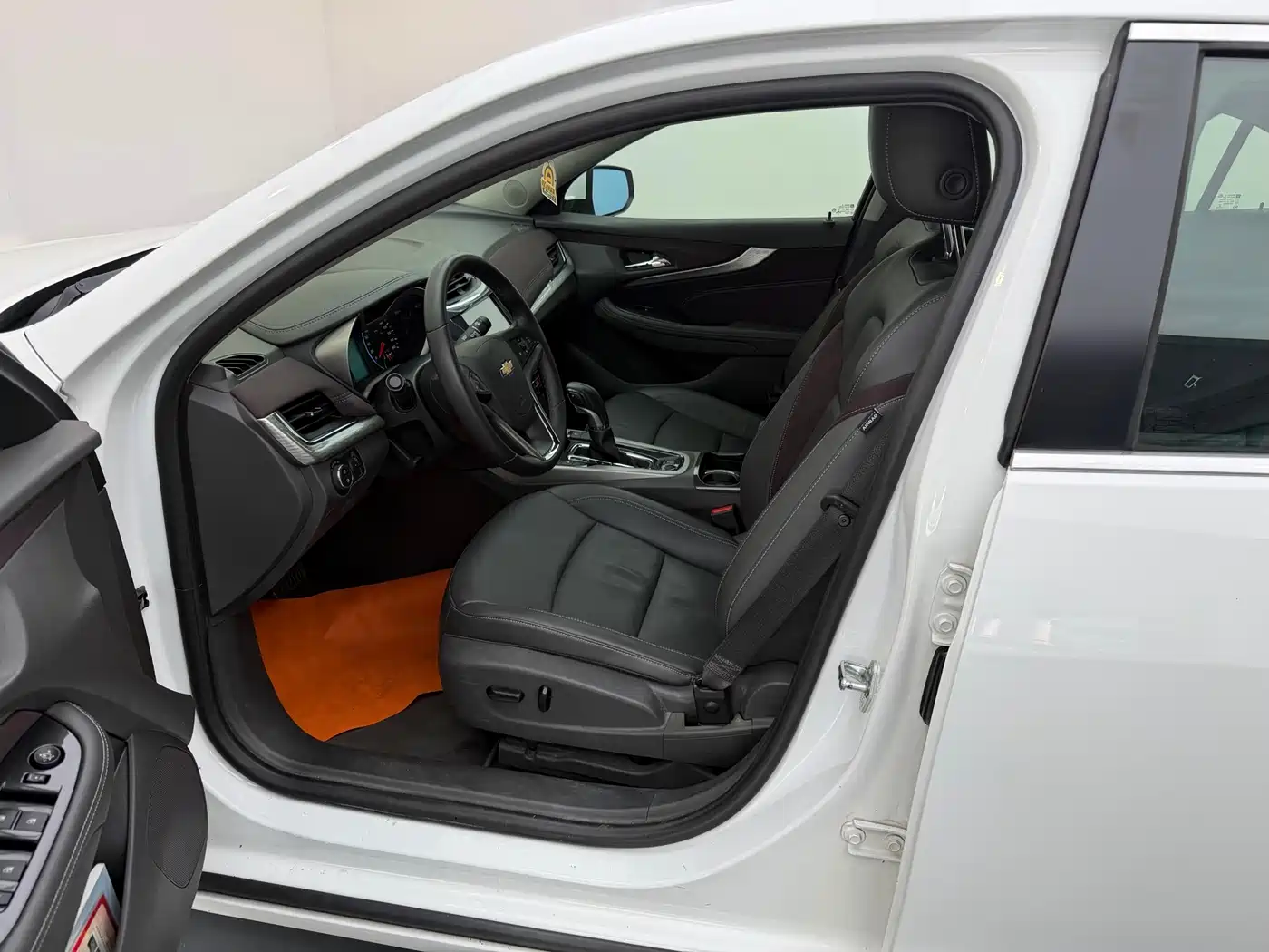Chevrolet Malibu 2016 2.0L Automatic Luxury фото 11