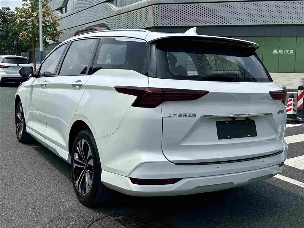 Photo 9 - Wuling Motors Wuling Victory