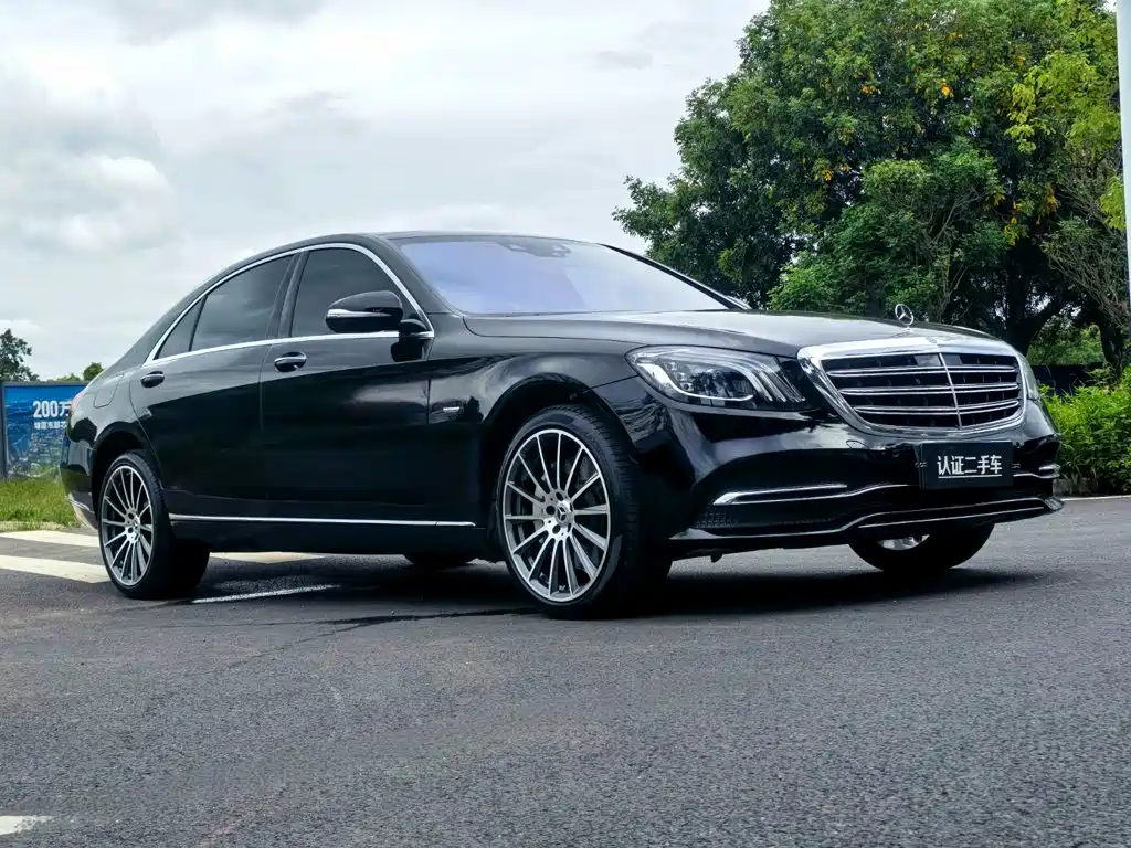 Фото 3 - Mercedes-Benz S-Class