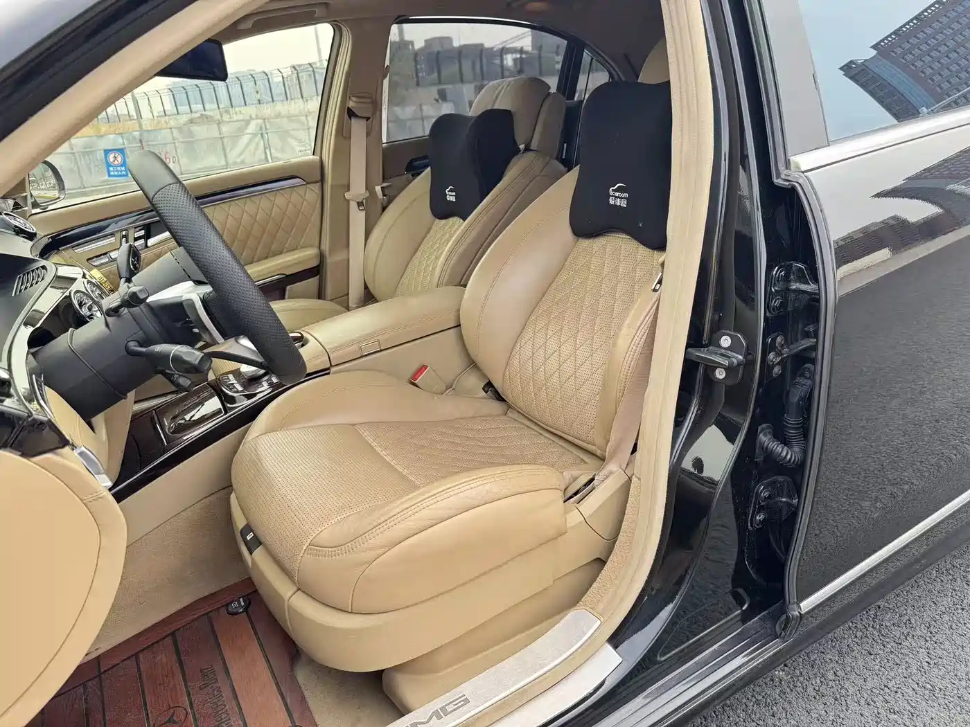 Mercedes-Benz S-Class AMG 2010 AMG S 65 фото 13