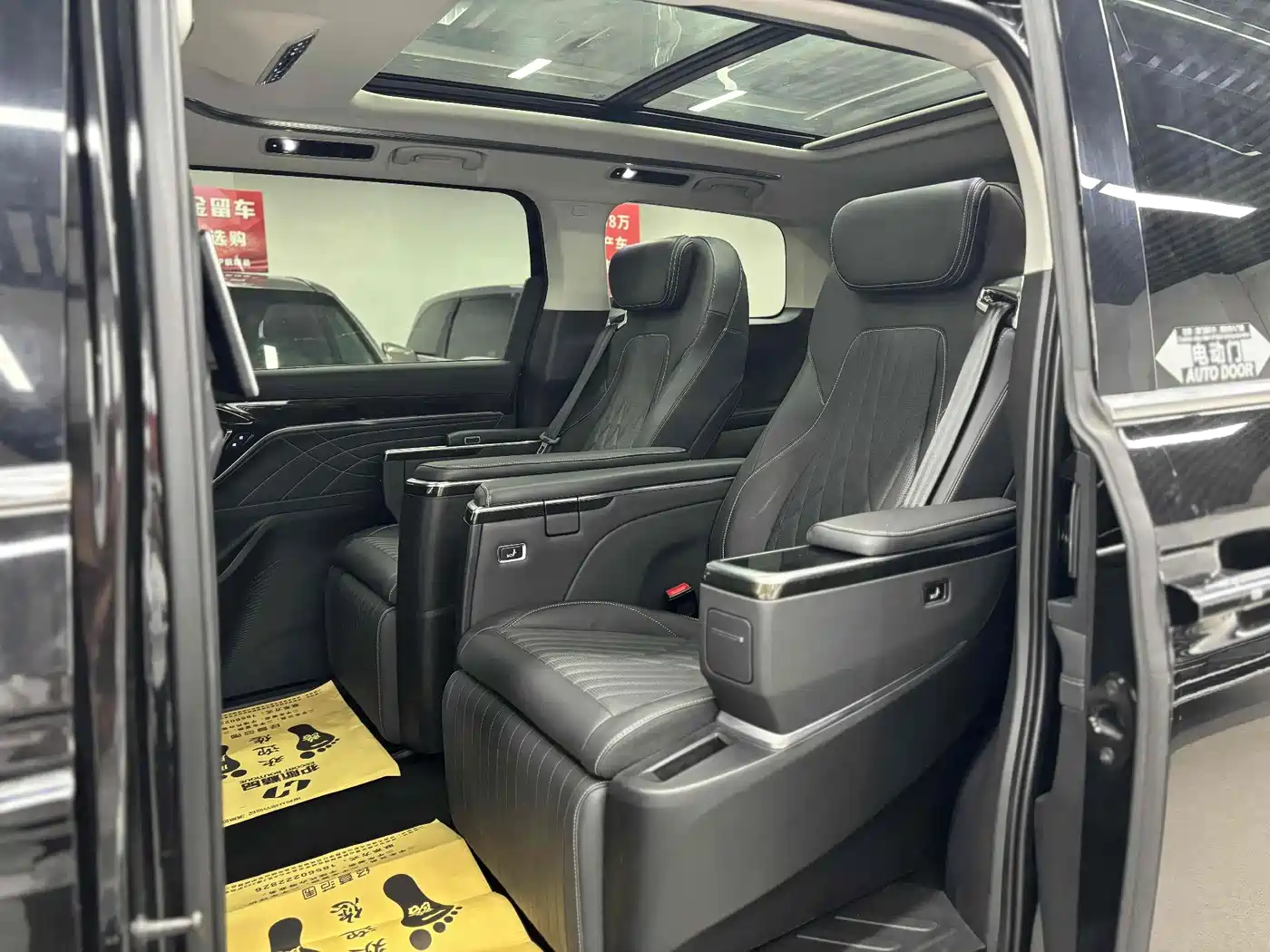 SAIC Maxus Maxus G90 2023 2023 2.0T Interstellar 7-seater