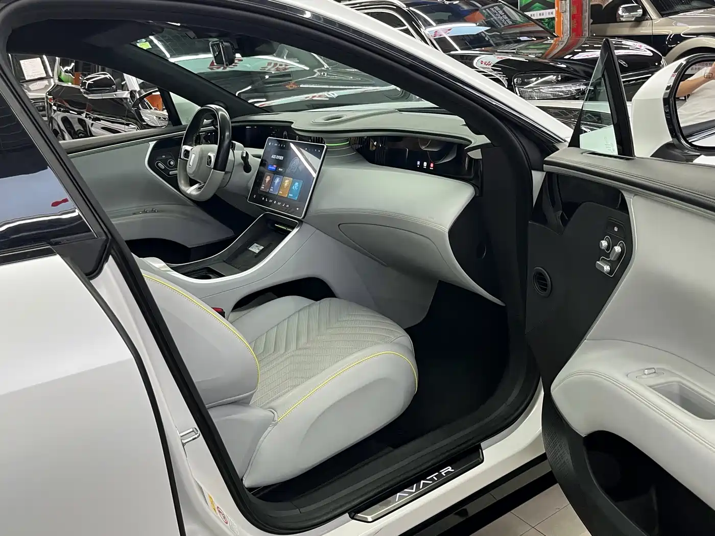 Avatr 11 2023 2023 Harmony Edition Smart Upgrade 90° Luxury Edition