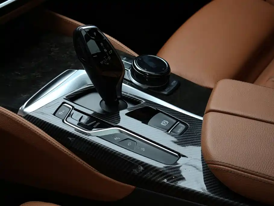 BMW 6 Series GT 2018 630i M Sport Package фото 15