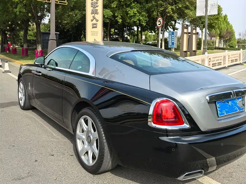 Rolls-Royce Wraith 2018 2018 6.6T Standard