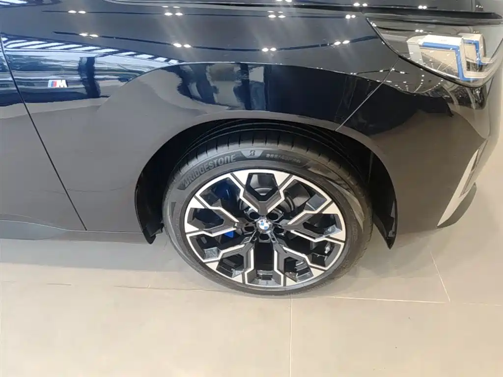 BMW X3 2025 xDrive30L Premium M Sport Package фото 14