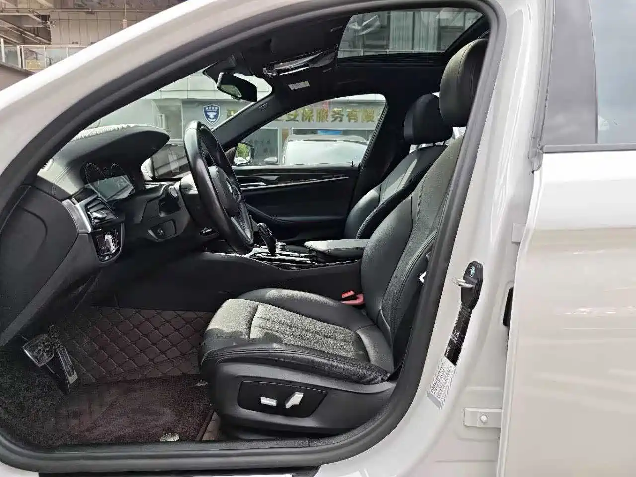 BMW 5 Series 2019 Facelift 525Li M Sport Package фото 13