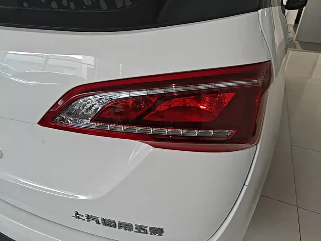 Baojun 730 2022 2021 1.5T CVT Fashion 7-Seater
