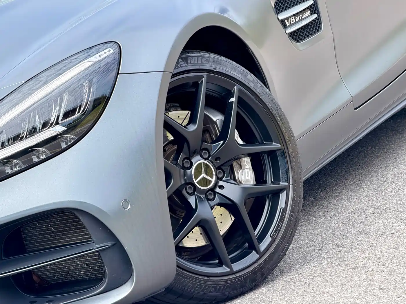 Photo 4 - Mercedes-Benz AMG GT