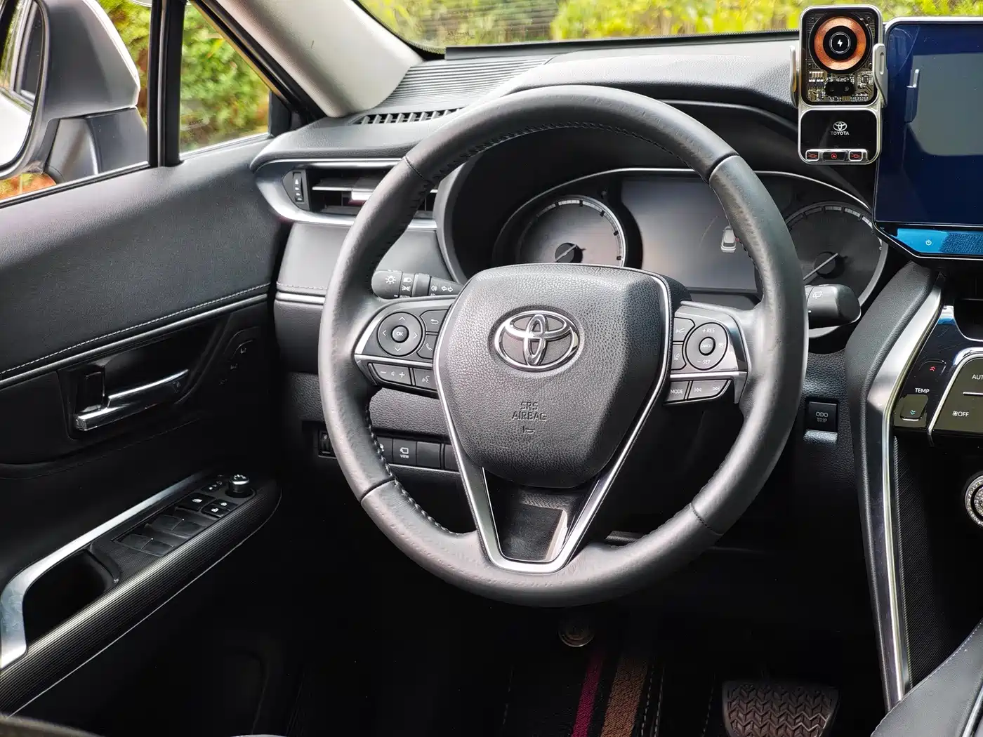 Toyota Lingfang HARRIER 2023 2024 2.0L CVT FWD Premium Edition