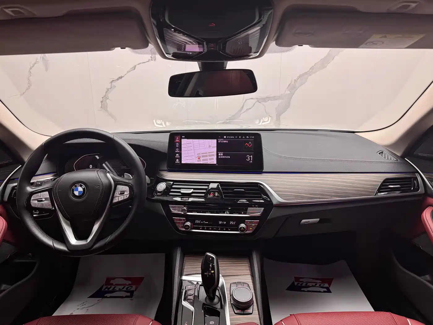BMW 5 Series 2022 530Li Leading Luxury Package фото 9