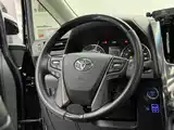 Фото 13 - Toyota Vellfire