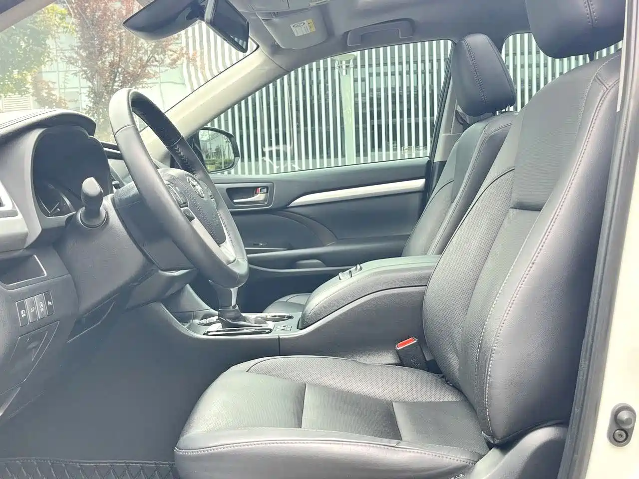 Фото 4 - Toyota Highlander