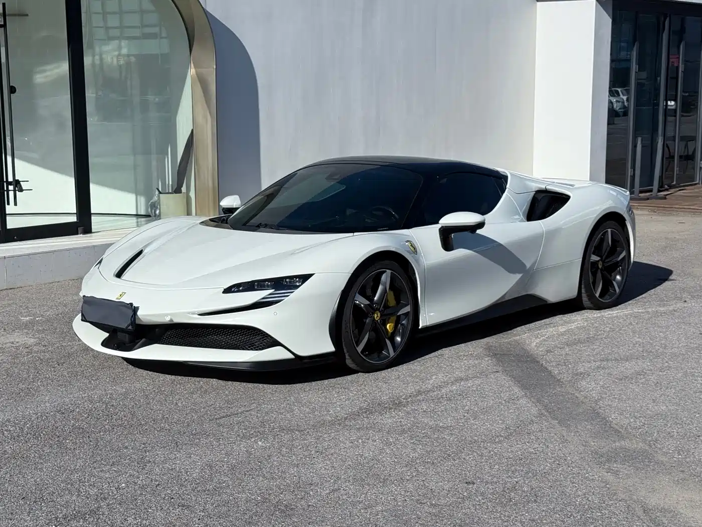 Ferrari SF90 2024 2021 3.9T V8 Spider